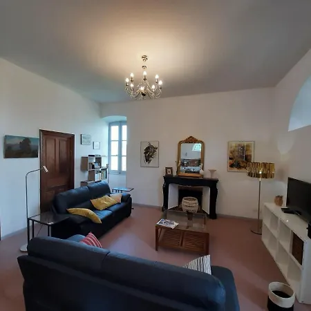 Apartmán F3 Fenetre Sur Jardin Vue Et Montagne Pour 4 Voyageurs *